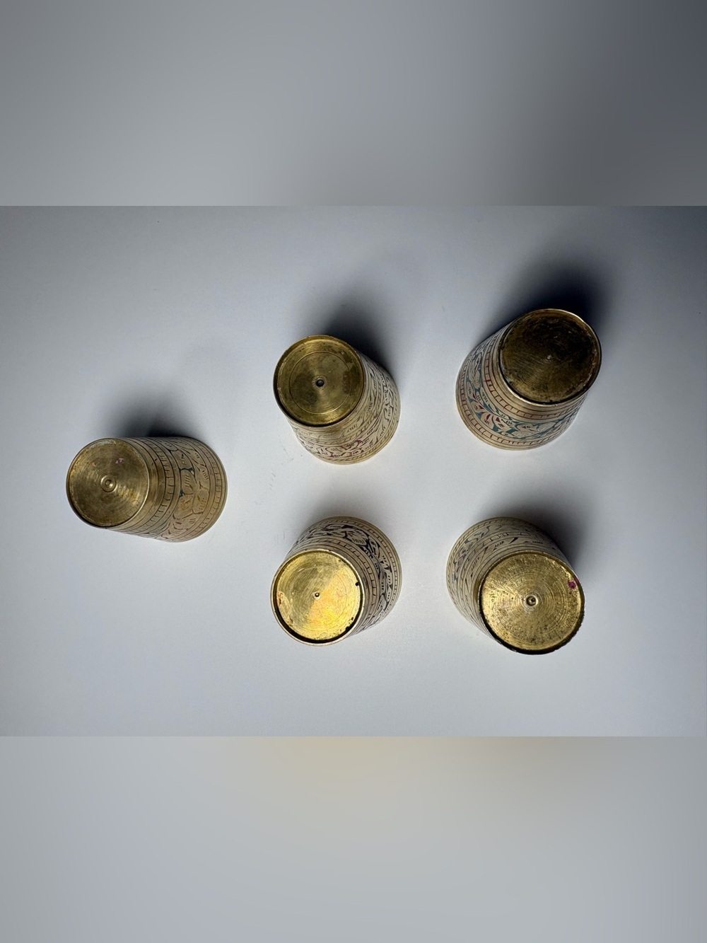 5 Vintage Etched Brass  Tumblers - Decorative Floral Motif - Picture 4 of 6
